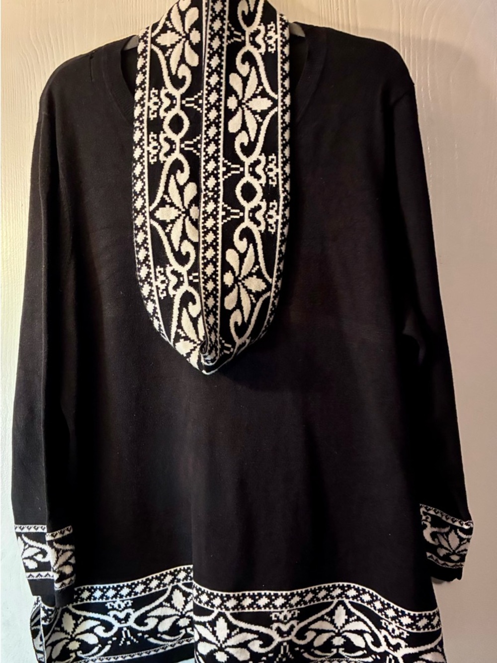 Black and White Patterned Women's Sweater with removable cowel neck
